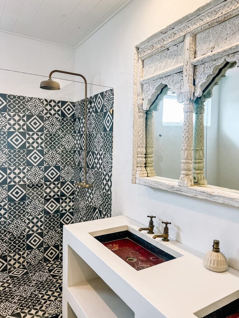 pattern tiles in bathroom